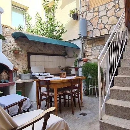 House Old Town Stone House Holiday home *