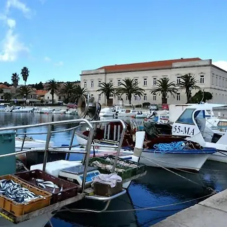 Nyaraló House Old Town Stone House